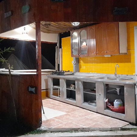 Garden Villa Lake Side & Glamping 卡萨米尔 外观 照片