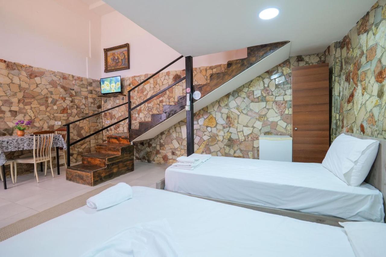 Garden Villa Lake Side & Glamping 卡萨米尔 外观 照片