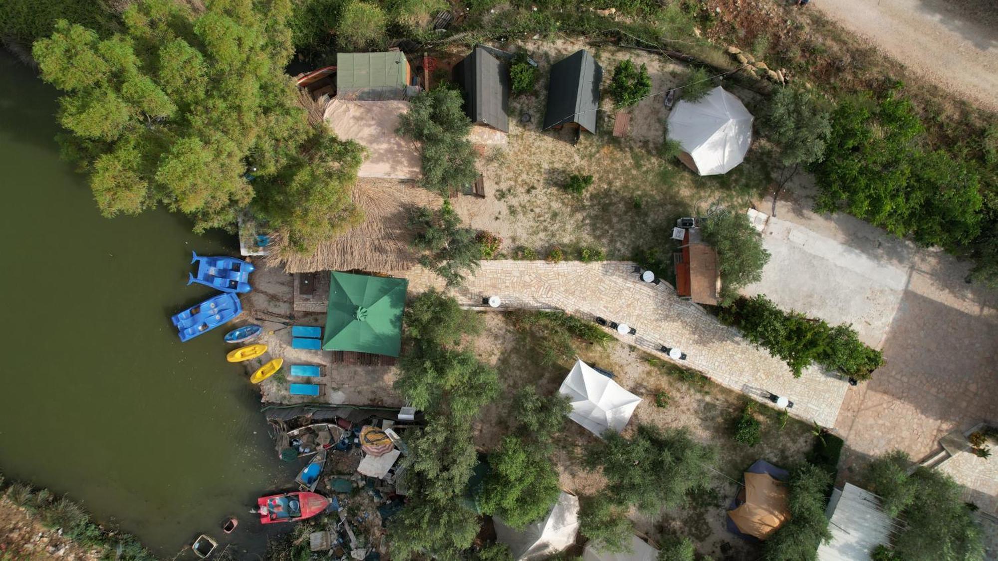 Garden Villa Lake Side & Glamping 卡萨米尔 外观 照片