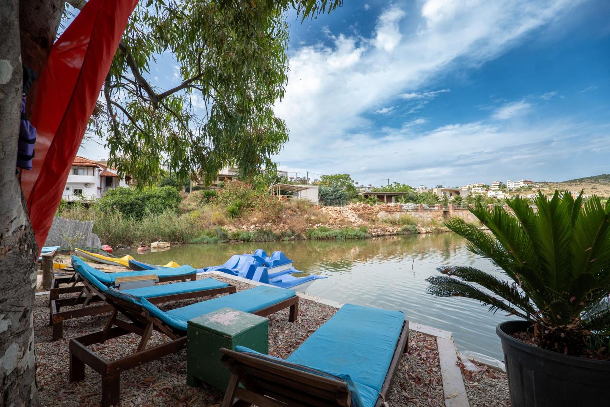 Garden Villa Lake Side & Glamping 卡萨米尔 外观 照片