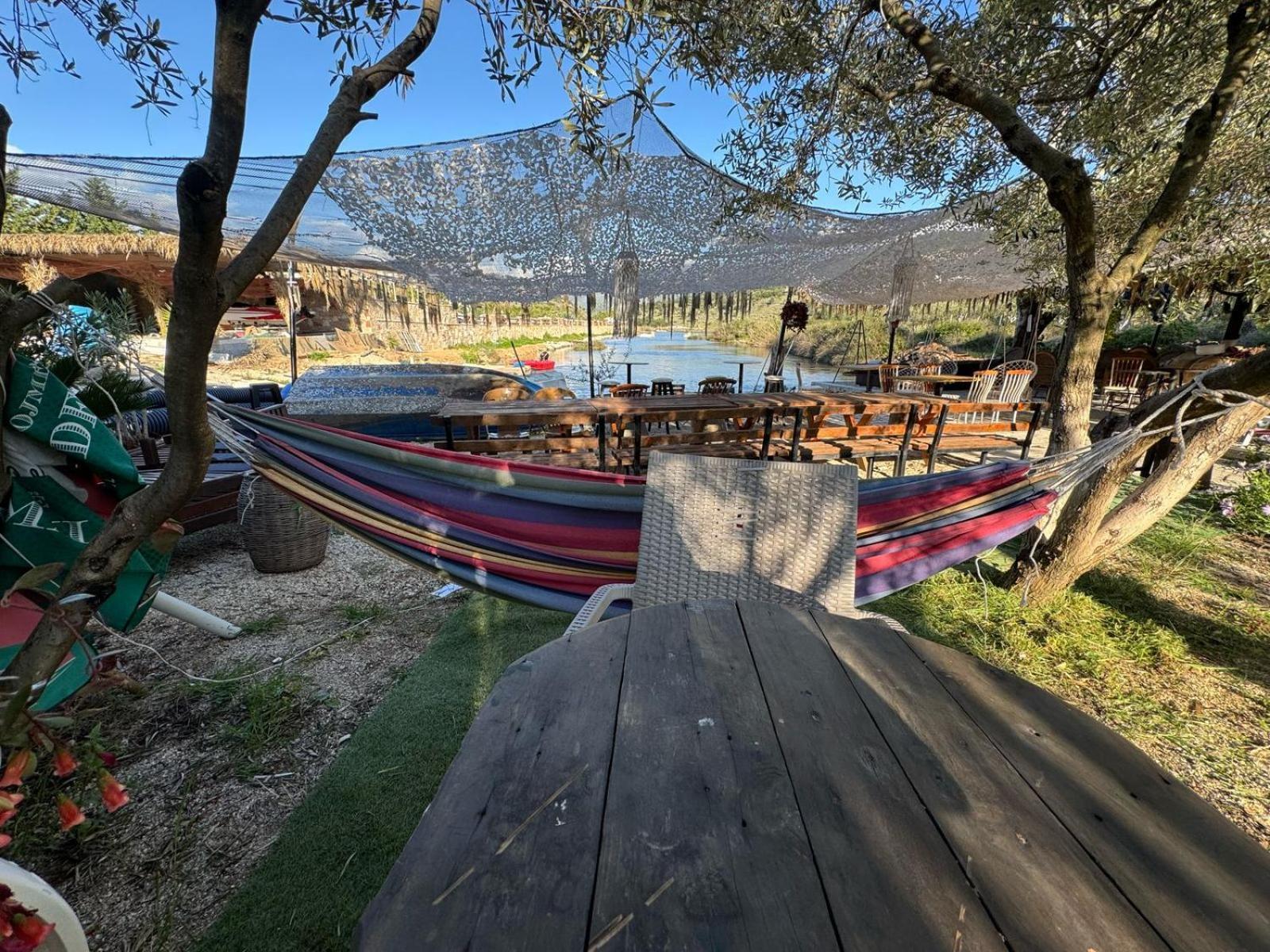 Garden Villa Lake Side & Glamping 卡萨米尔 外观 照片
