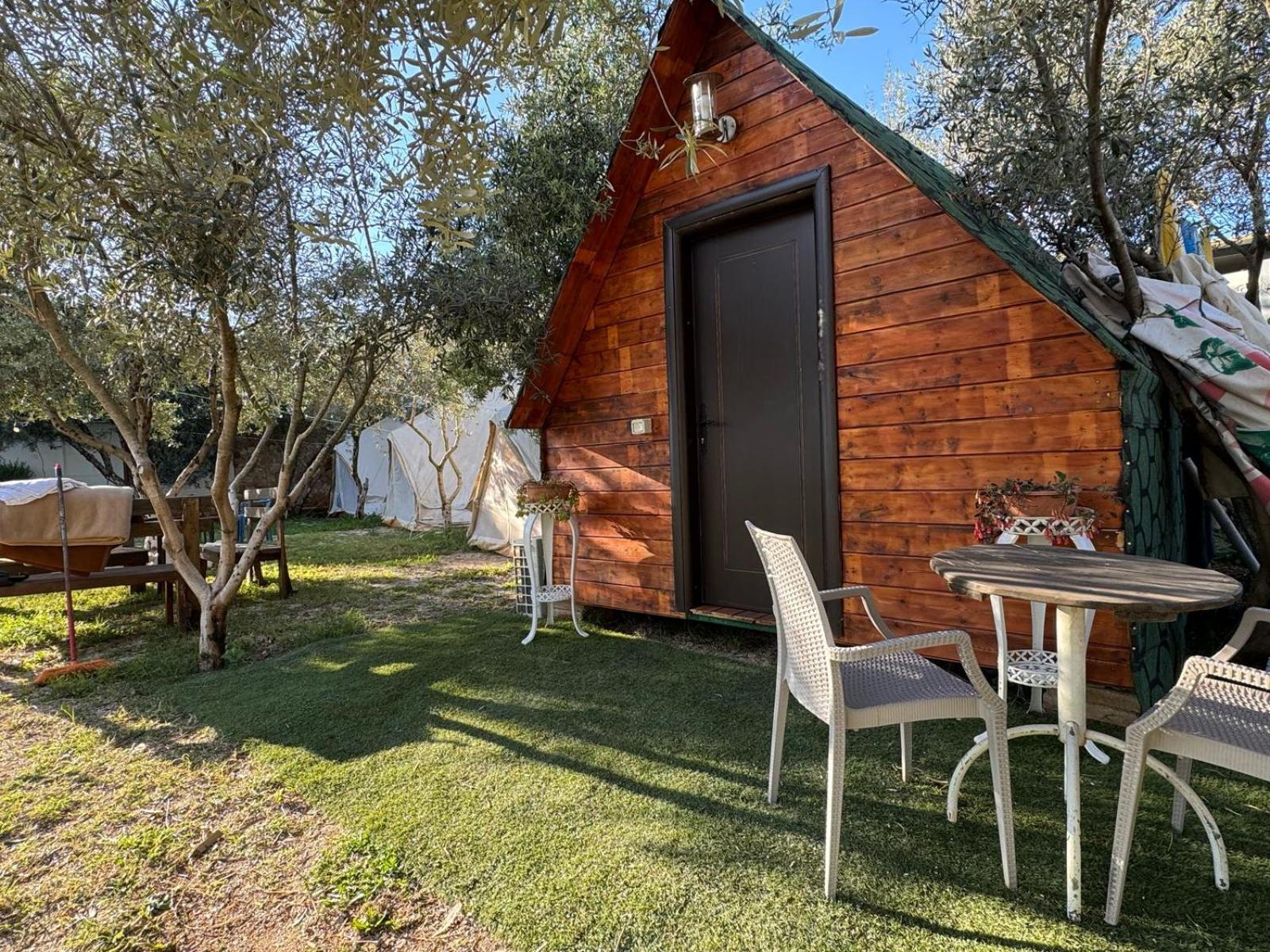 Garden Villa Lake Side & Glamping 卡萨米尔 外观 照片